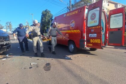 Bem no coração de Alegrete, uma colisão mais feia que briga de galo deixou nossa comunidade em alvoroço.