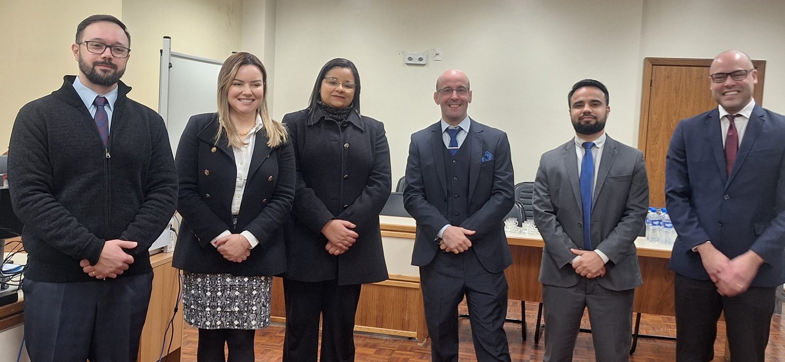 No coração do nosso Alegrete, a Comarca recebe a magistrada Caroline, natural de Nova Friburgo, trazendo inovação e saber para a Fronteira Oeste.