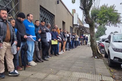 Buenas, vivente! Alegrete mostrou a força da querência campeira com um mutirão de currículos em busca de novas oportunidades.