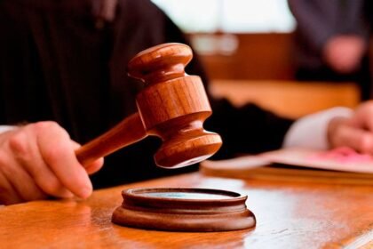 Buenas, na querência de Alegrete, uma história de justiça campeira se desenrolou nos tribunais, enlaçando a curiosidade da comunidade.