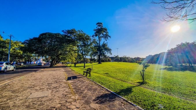 Com alta de 14,1% no consumo até 2029, pondera-se a volta do horário de verão no Brasil.