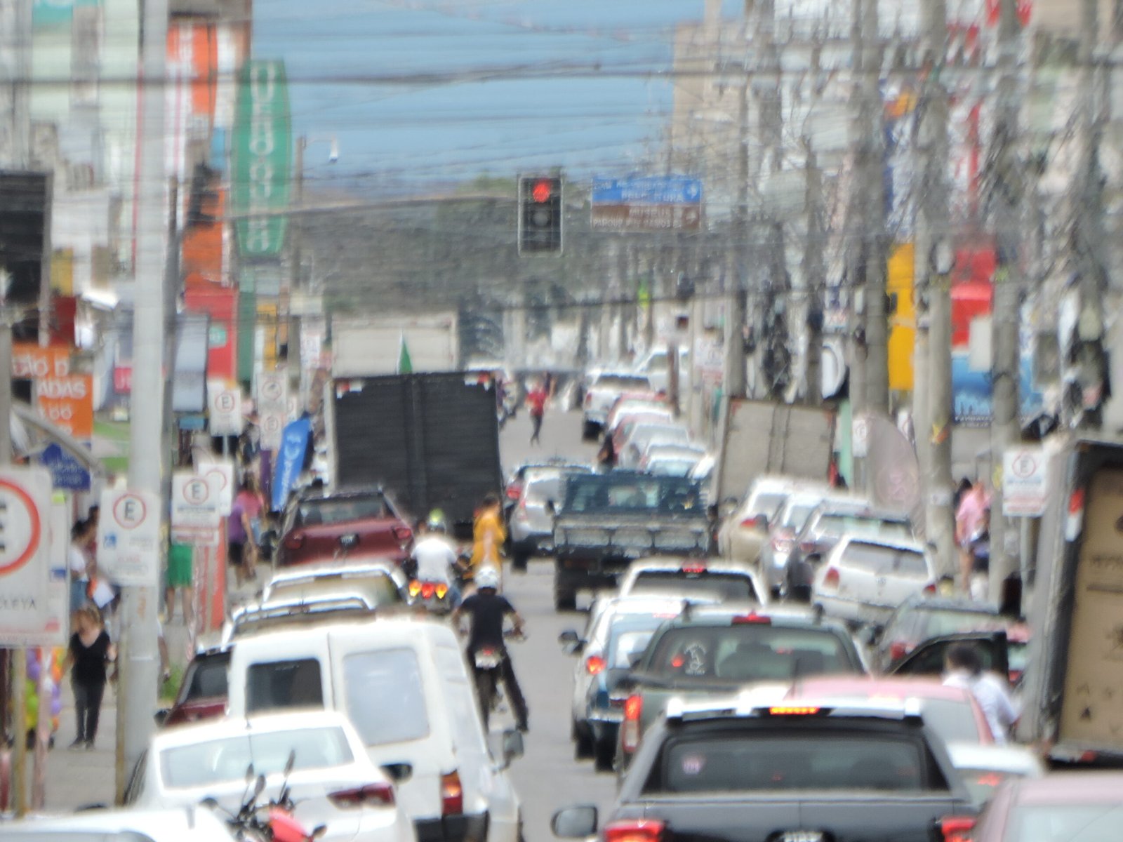 No coração do Alegrete, a gauchada se prepara para um embate de propostas mais emocionante que rodeio de guri novo!