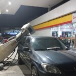 No coração de Alegrete, um Vectra deu um pialo mais aparatoso que tropeiro em dia de chuva!