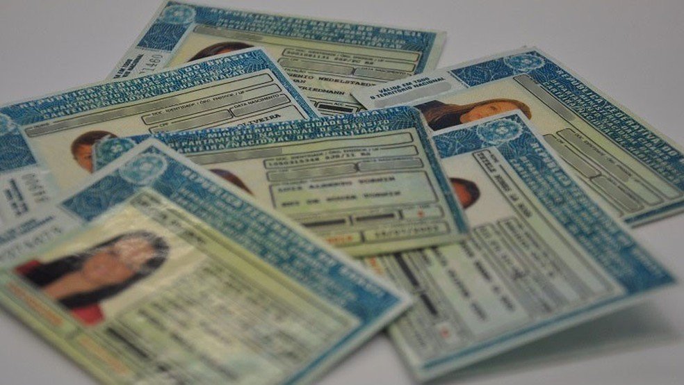 Buenas, vivente! Alegrete se destaca com mais de 2.700 inscritos no programa CNH Social, um baita exemplo de como esta terra gaúcha busca oportunidades e autonomia.