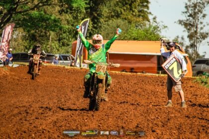 Neste fim de semana, nossa querência recebe mais de 200 pilotos na 3ª etapa do Campeonato Gaúcho, num entrevero de poeira e coragem que promete agitar a Estrada dos Pinheiros