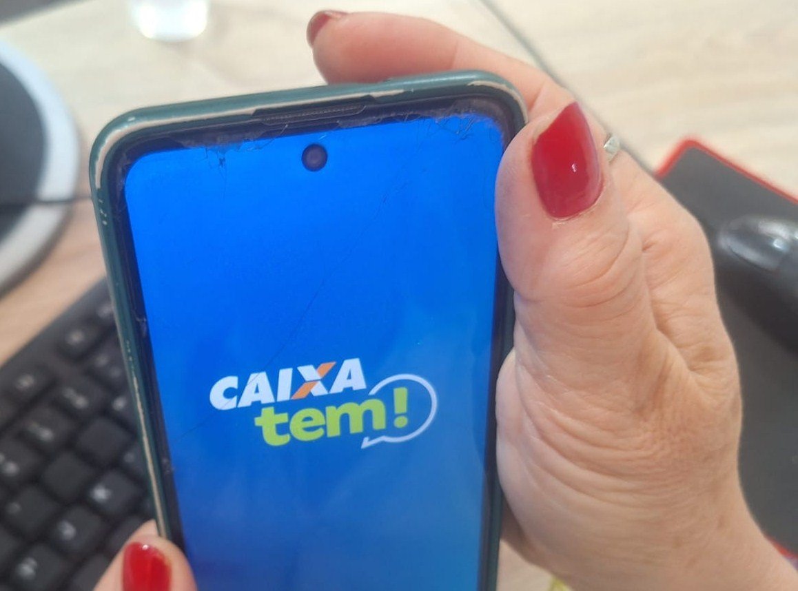 Pra quem tá mais liso que sovela de sapateiro, o dinheirinho do programa vai começar a pingar a partir do dia 18 - e tem bônus do auxílio-gás pra aquecer o inverno de muita prenda da nossa querência