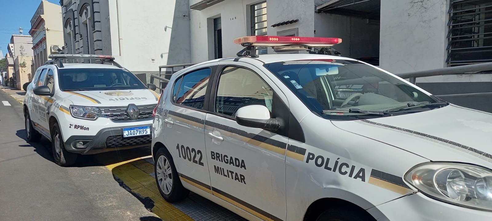 No coração do bairro Nova Brasília, milicos deram o bote certeiro num vivente com mais passagens pela polícia que cusco tem carrapato