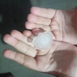 Temporal destelhou moradias, derrubou árvores e deixou viventes sem luz na querência alegretense - Defesa Civil e Bombeiros não pararam a noite toda