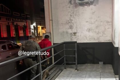 Na madrugada fria da querência, enquanto a cidade dormia, um vivente resolveu ignorar a lei e acabou nos braços da Brigada