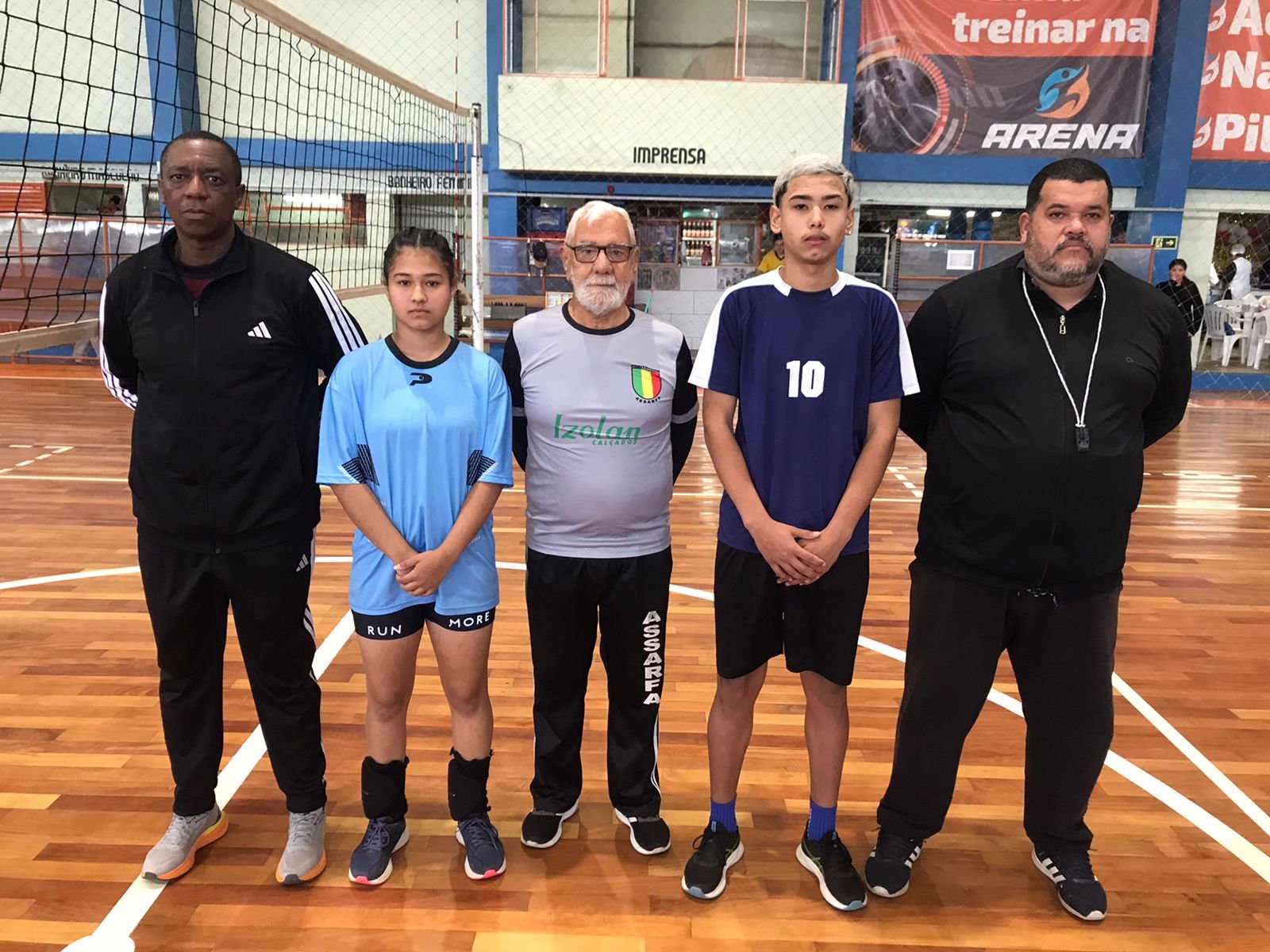 Mais de 100 campeonas de 10 escolas se reuniram na Arena Esporte e Lazer para mostrar que a gurizada alegretense tem talento e coração do tamanho do pampa