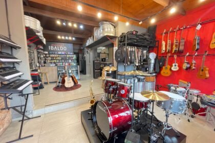 Desde 2016, na esquina da Visconde com a Barão, a Musical Ibaldo transformou-se no galpão dos acordes que mais faz brotar talentos na fronteira oeste do Rio Grande