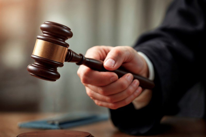 Nas terras de Alegrete, a lei mostrou sua força quando a Defensoria Pública conquistou indenização pra prenda que perdeu seu companheiro por descuido médico