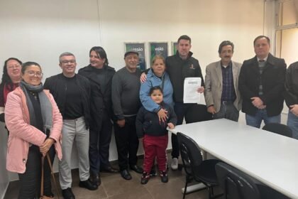 No entrevero de decisões, prefeito e representantes da categoria definem o destino das bancas que fazem parte da paisagem do centro da cidade há quase uma década