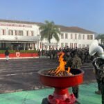 De mão em mão, como chimarrão em roda de galpão, o Fogo Simbólico chegou à nossa querência, trazendo o calor do patriotismo para o coração dos alegretenses