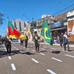 De gurizadinha de bombacha a autoridades de respeito, nosso pago mostrou que civismo e tradição gaúcha andam de mãos dadas nas ruas da Barranca do Ibirapuitã