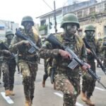 Na Praça Getúlio Vargas, o povo alegretense mostrou que amor à pátria é como mate bem cevado - coisa que se cultiva com gosto e tradição