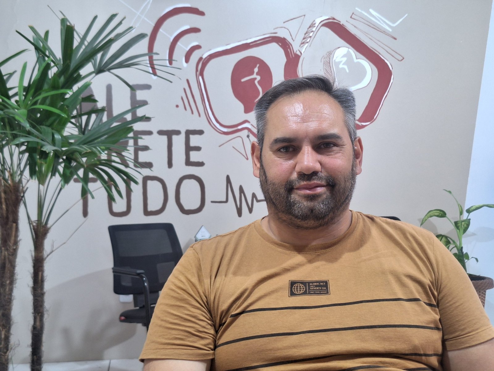 Na terra das Barrancas do Alegrete, um vivente do serviço público luta contra doença e queda de salário enquanto busca ajuda da comunidade para procedimento urgente