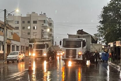 Num movimento que mexeu com a tradição comercial da fronteira, autoridades se unem pra dar um jeito no antigo espaço que virou problema pra comunidade