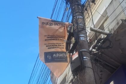 Nosso querido pago se veste de tradição com símbolos do Rio Grande que enfeitam as ruas por onde passou a Chama Crioula