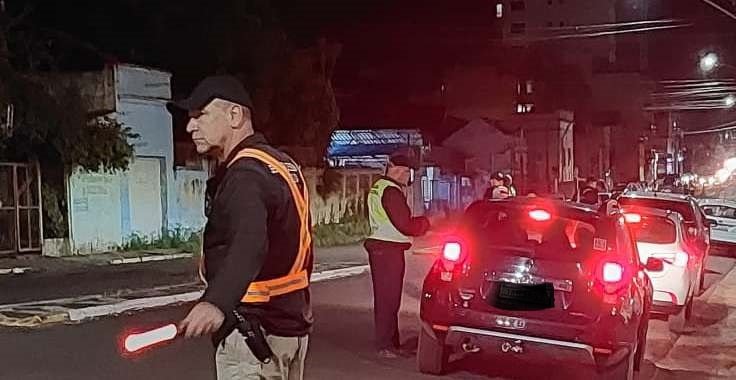 Operação da Brigada pega viventes de surpresa e mostra que nem todo bagual tem licença pra trotear solto pela querência alegretense