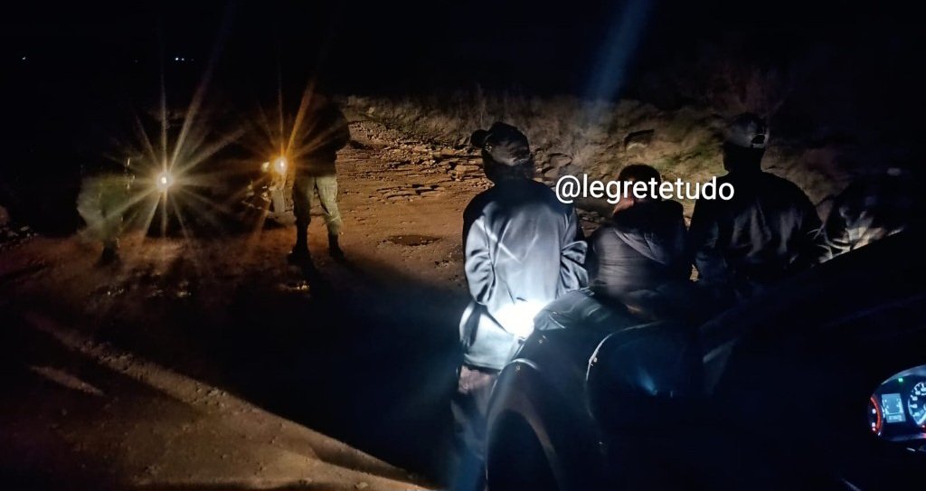 Nos campos da fronteira oeste, onde o vento minuano sopra histórias de toda ordem, a Patrulha Ambiental mostrou que tem olhos mais atentos que águia em dia de caça