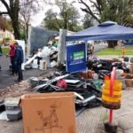 Lá pelos lados do Vila Nova, os gaudérios terão a chance de se livrar daqueles aparelhos que já não passam de entulho no galpão - uma iniciativa que deixa nossa querência mais limpa que bombacha nova em dia de domingo