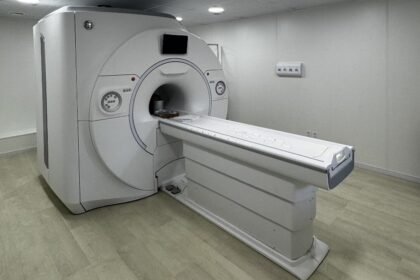 Buenas notícias para os viventes da fronteira oeste! Equipamento moderno da GE vai reduzir tempo de exame de uma hora para apenas 15 minutos - um alívio para quem precisa de diagnóstico rápido