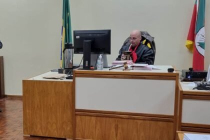 No Fórum de Alegrete, Conselho de Sentença deu razão para a defesa do homem mais alvoroçado que potro em primeiro rodeio