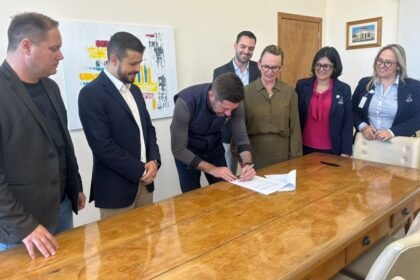 De madrugada ou com o sol queimando, os viventes alegretenses agora contam com uma tecnologia de ponta que nem em Porto Alegre se encontra em todo canto