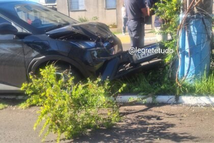 De dar nó nas tripas! Vivente teve mal súbito enquanto tropeava seu carro elétrico nas bandas da Escola Emílio Zuñeda, na tarde de ontem em Alegrete