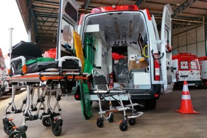 Depois de três dias sem uma das ambulâncias, o serviço de socorro volta a circular pelas estradas da nossa querência - 'Pronta pra salvar os viventes', garante responsável