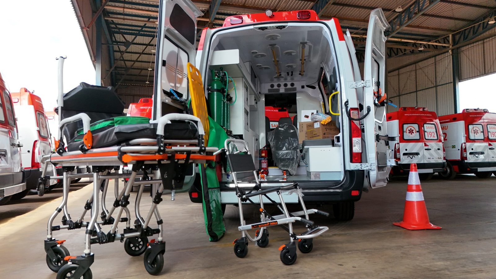 Depois de três dias sem uma das ambulâncias, o serviço de socorro volta a circular pelas estradas da nossa querência - 'Pronta pra salvar os viventes', garante responsável