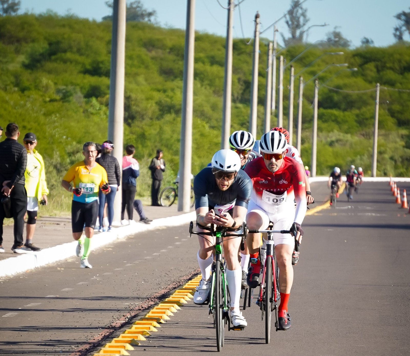 Buenas! Nosso pago virou arena de superação com viventes de oito cidades disputando a corrida e pedalada às margens do Arroio Regalado