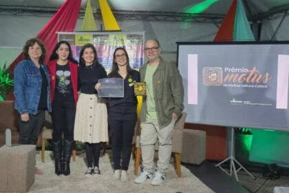 Nas barrancas do Ibirapuitã, nossa 44ª Feira do Livro virou palco de uma lida literária que fez a gurizada de todo Brasil campear nas páginas de um romance inédito