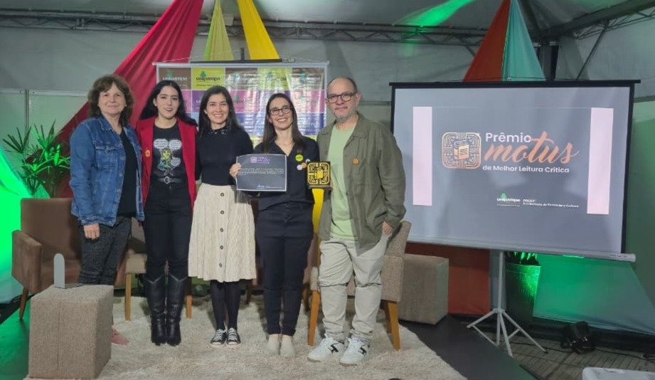 Nas barrancas do Ibirapuitã, nossa 44ª Feira do Livro virou palco de uma lida literária que fez a gurizada de todo Brasil campear nas páginas de um romance inédito