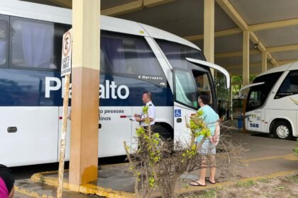Tchê! A estação rodoviária da nossa querência tomou uma decisão que mexe com quem precisa cruza as fronteiras rumo a São Francisco de Assis e Manoel Viana - um causo que tá dando o que falar entre os viajantes da região