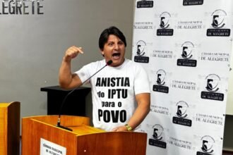 Na querência alegretense, depois que a Câmara anistiou mais de 1 milhão em dívidas dos bambas do Carnaval, vereador campeia justiça pros pagadores de IPTU que tão mais apertados que bombacha nova