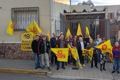 Núcleo sindical muda de endereço na cidade e lança chamado aos alegretenses para montar acervo literário com jeito de galpão de cultura