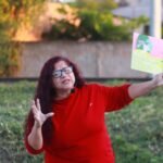 De guria da campanha a Mestra das histórias, conheça a baita homenageada da 44ª Feira do Livro que faz a gurizada se apaixonar pela leitura em nossa querência