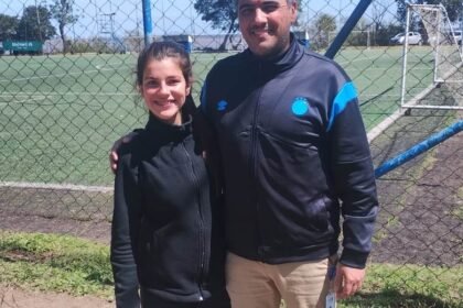 Com apenas 14 janeiros e um talento que deixaria qualquer campeiro boquiaberto, a guria alegretense mostrou que na nossa querência o futebol corre nas veias junto com o chimarrão