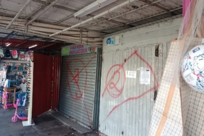 Na querência do centro, camelôs de Alegrete encaram dias difíceis depois que a Prefeitura bateu o martelo e retirou bancas irregulares da Praça General Osório