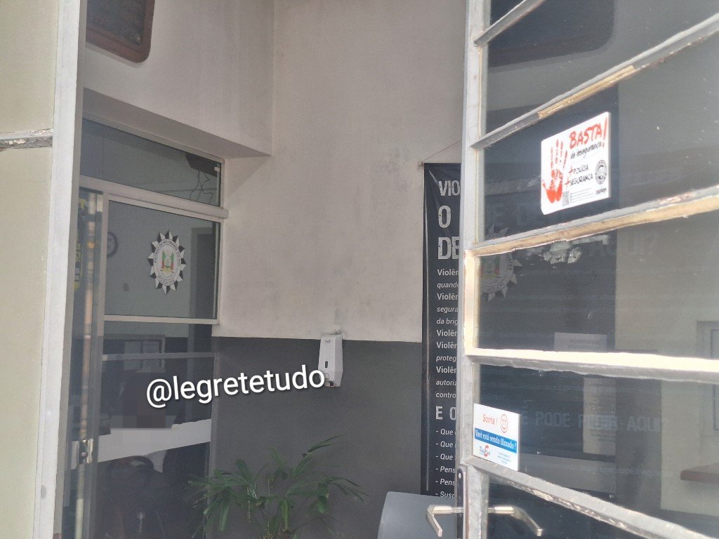 Em plena Alegrete, vivente que andava mais perdido que gringo em rodeio invadiu casa da vizinhança e acabou apreendido pela Civil na manhã de terça