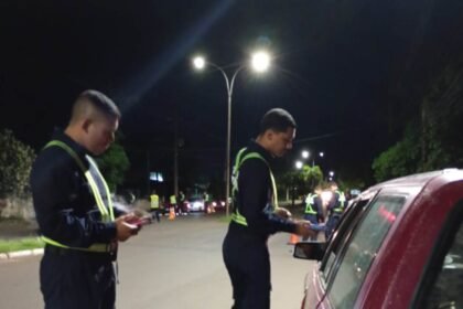 Na querência dos pampas, nem o ex-BBB Matteus escapou do sopro no 'bafômetro', mas provou estar mais sóbrio que água de vertente