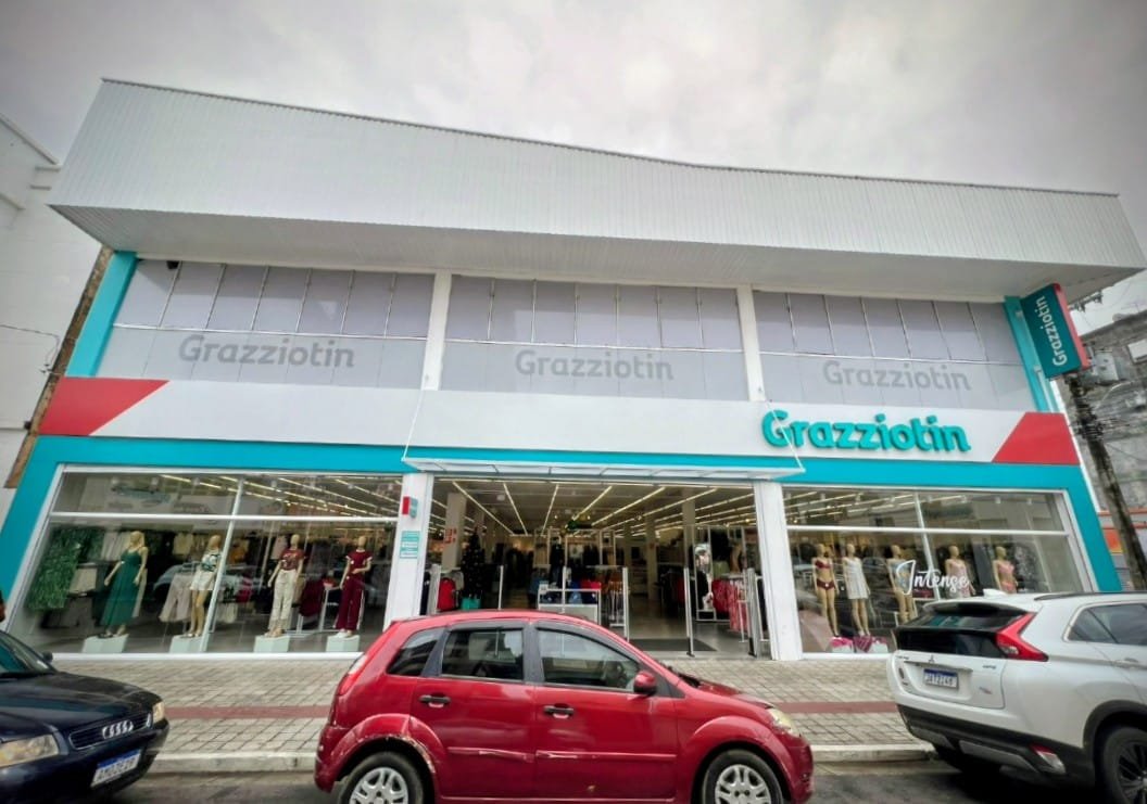 Buenas, tchê! Lá dos lados da Andradas, a loja querida dos alegretenses prepara uma festança de Halloween com descontos que vão fazer até o Negrinho do Pastoreio aparecer pra aproveitar!