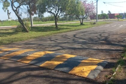 Encruzilhada que dava mais medo que touro brabo finalmente recebe quebra-molas após comunidade gaudéria não arriar a bandeira da segurança