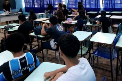 Viventes de Alegrete e toda querência gaúcha têm só até domingo pra garantir vaga nas escolas do Estado - e os uniformes que vêm de graça junto com o pacote!