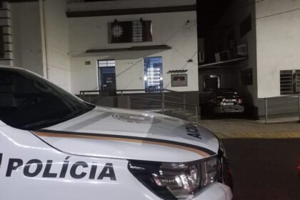 Vivente que andava mais tranquilo que cusco em casa de dono foi surpreendido pelos brigadianos nas ruas do nosso pago