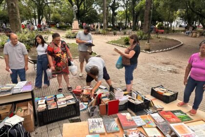 Entre mate e causos, escritores alegretenses defendem a leitura como chama que não pode se apagar nas querências do nosso pago