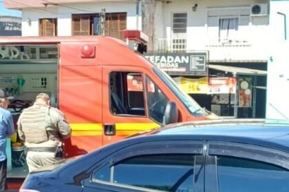 Buenas! A pacata avenida de nossa querência virou palco de um entrevero automotivo que deixou um vivente precisando de socorro médico