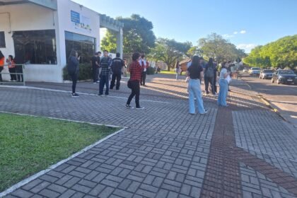 Nos rincões alegretenses, a juventude mostrou fibra gaúcha no primeiro entrevero com o Enem 2025, entre causos de nervosismo e esperanças de futuro